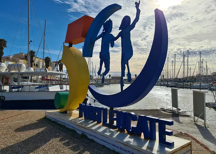 Апартаменты Port Leucate: T3 Duplex Climatise, 6 Pers, Face A La Mer, Parking - Fr-1-798-53 Лёкат
